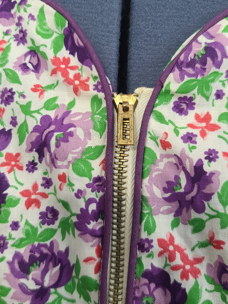 Purple Flower Print Zipper Front House Dress(B-50' W-44' H-52') — image 6