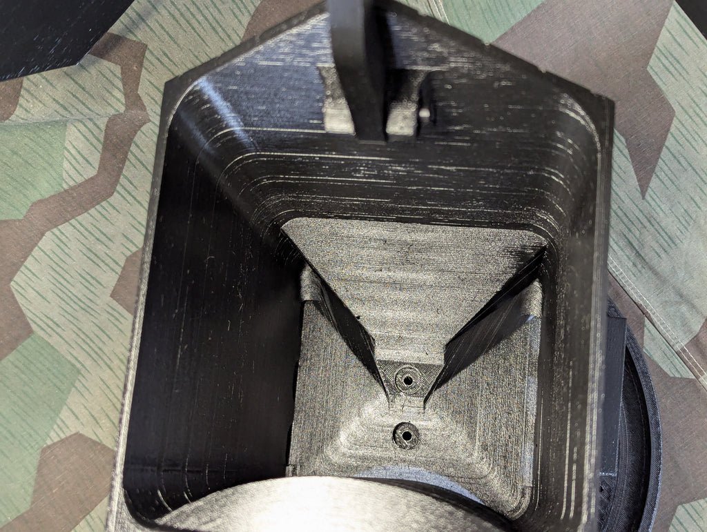 German Guard Shack Bird Feeder 3D Printed Kit — image 10