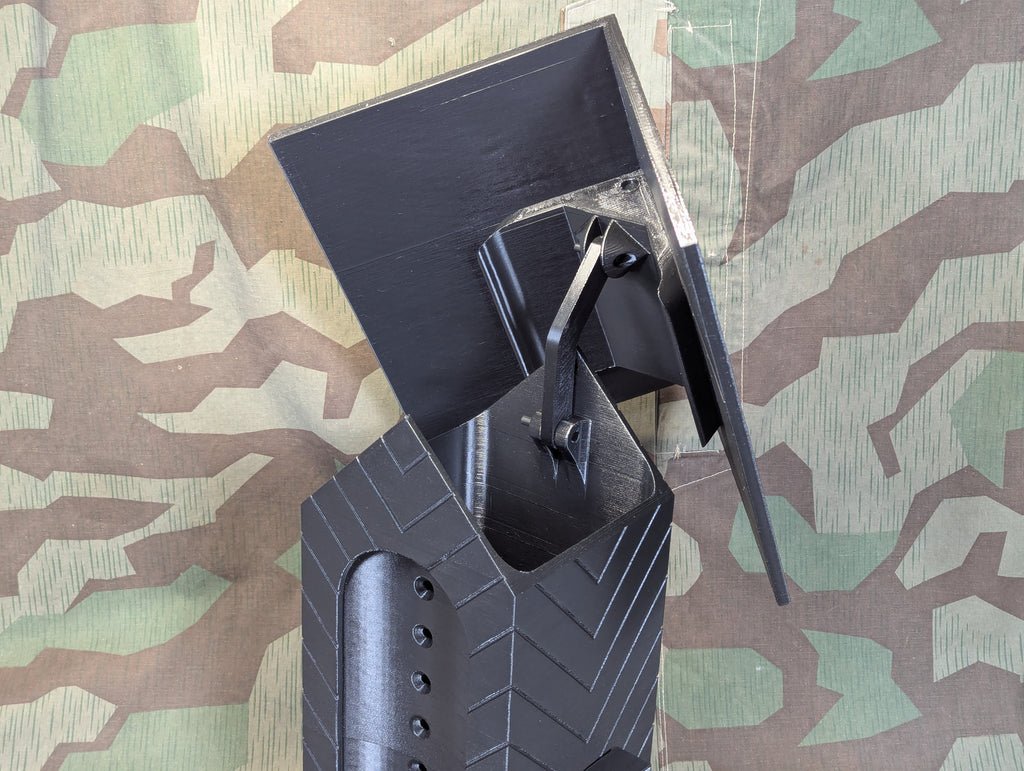 German Guard Shack Bird Feeder 3D Printed Kit — image 8