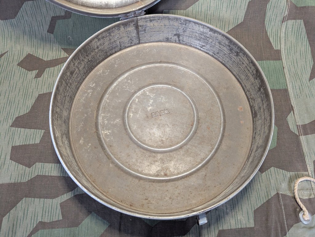 DRGM German Decorative Bread Box — image 8