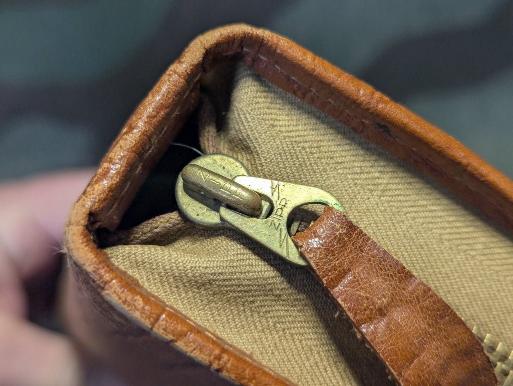 Large German Toiletry Kit DRP — image 16