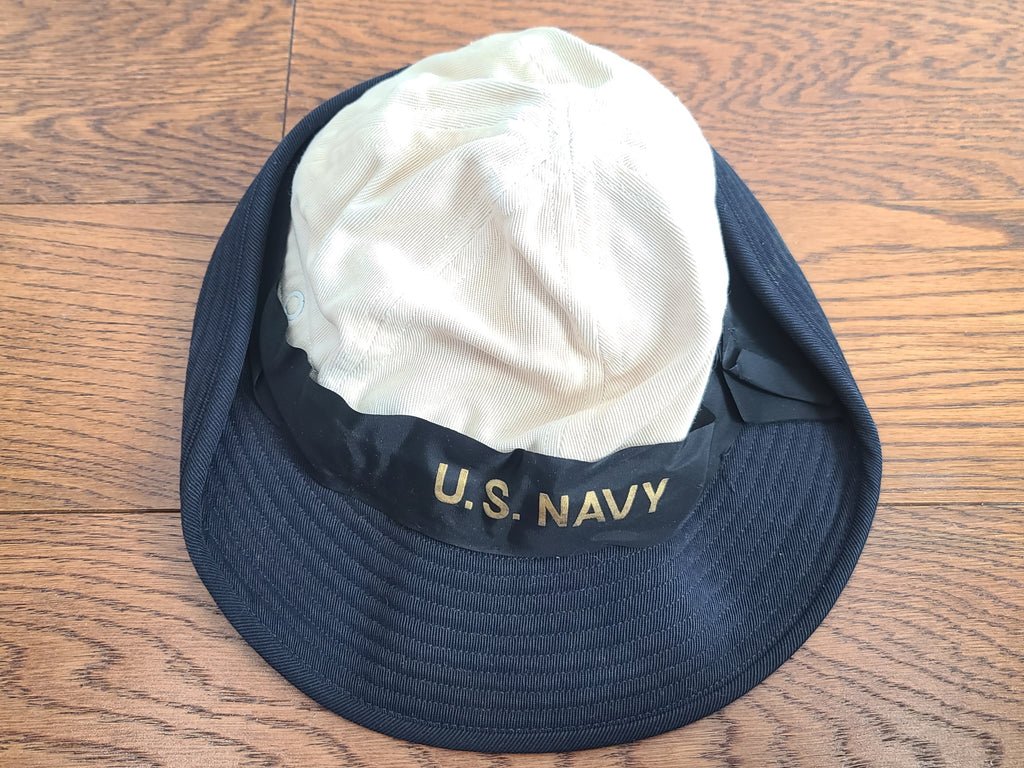 Named WAVES Grouping (Seersucker Jacket, Garrison Cap, Service Hat & Covers and More) — image 25