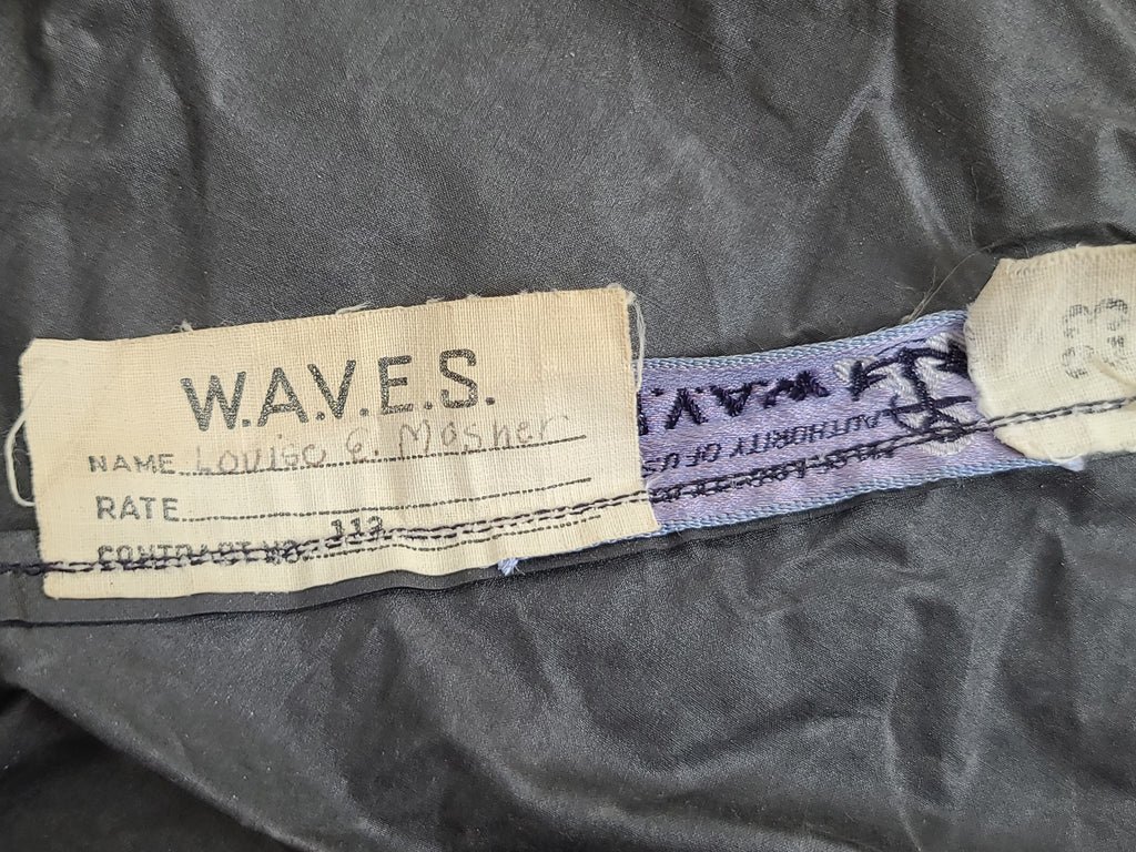 Named WAVES Grouping (Seersucker Jacket, Garrison Cap, Service Hat & Covers and More) — image 33