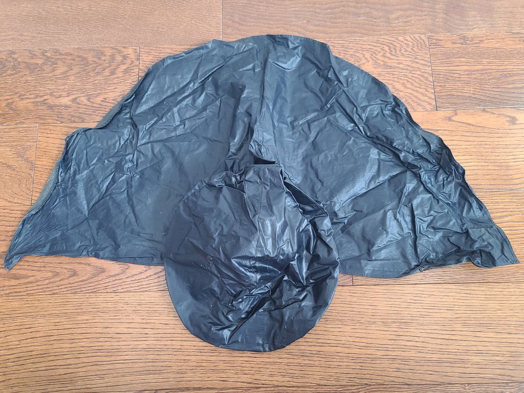 Named WAVES Grouping (Seersucker Jacket, Garrison Cap, Service Hat & Covers and More) — image 36