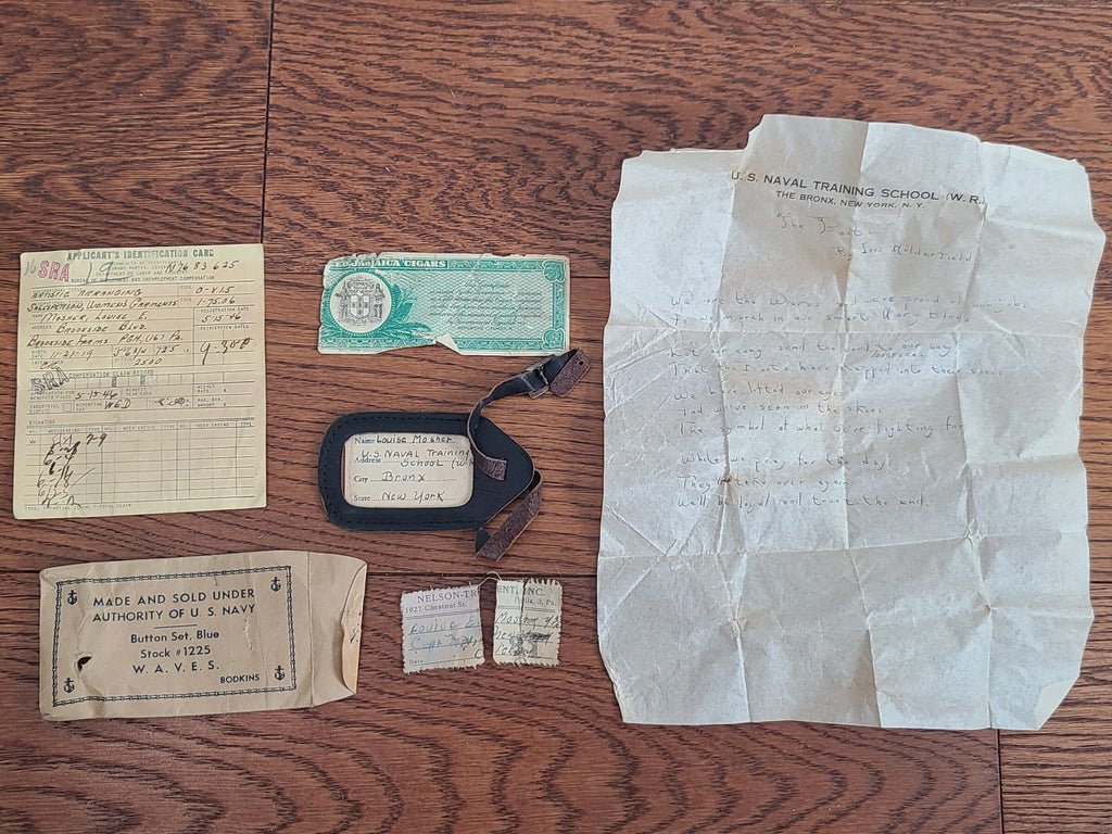 Named WAVES Grouping (Seersucker Jacket, Garrison Cap, Service Hat & Covers and More) — image 58