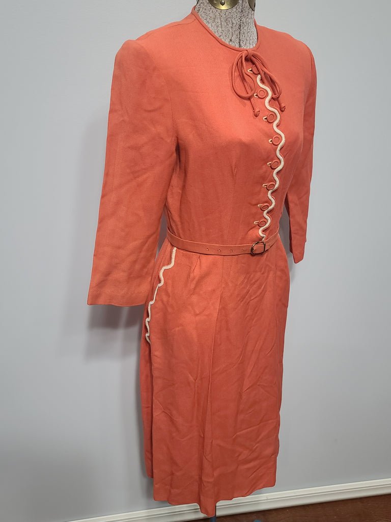 Coral Colored Dress with Scalloped Trim(B-36' W-26' H-36') — image 4