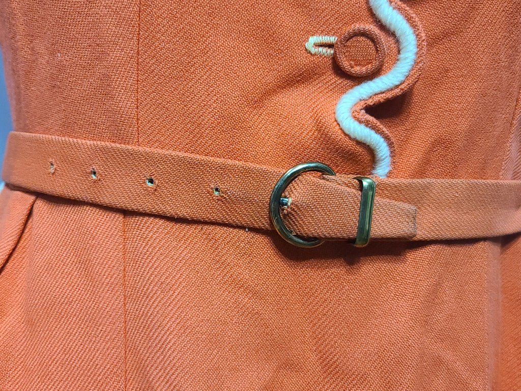 Coral Colored Dress with Scalloped Trim(B-36' W-26' H-36') — image 7