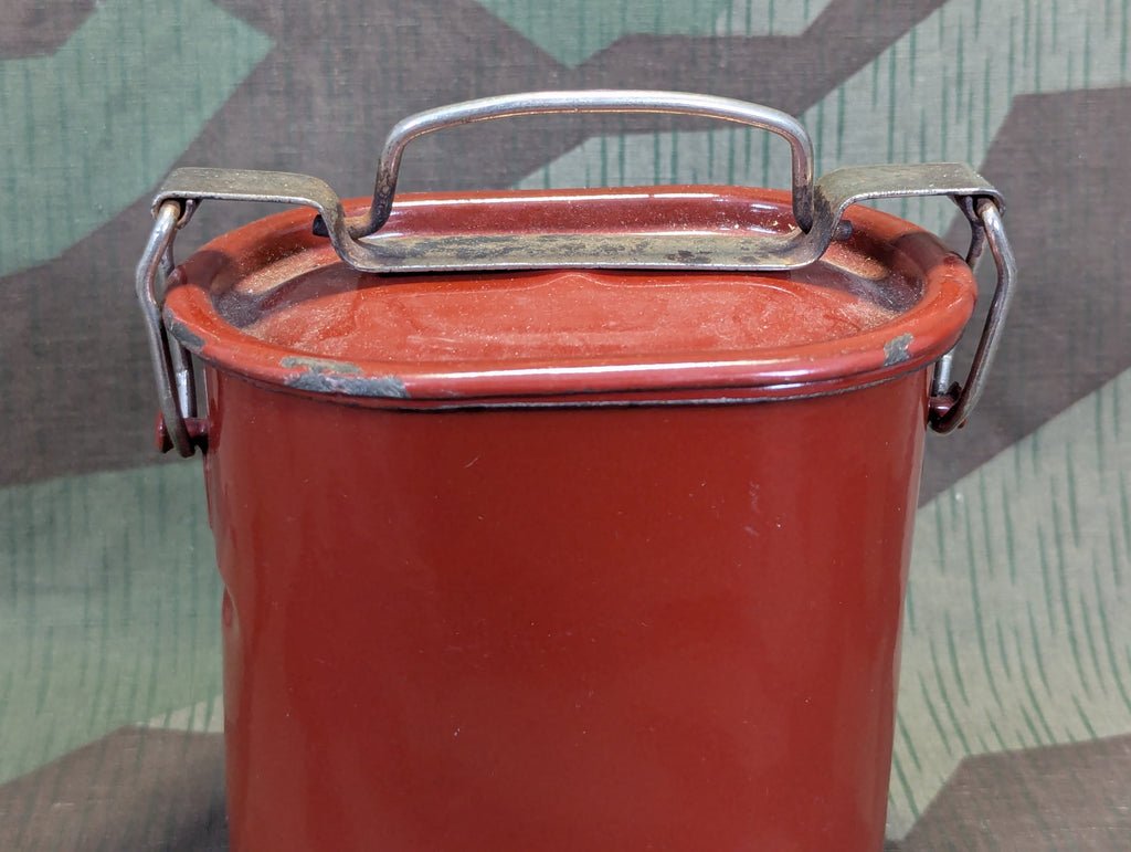 Drexler Enamel Food Container with Insert — image 4