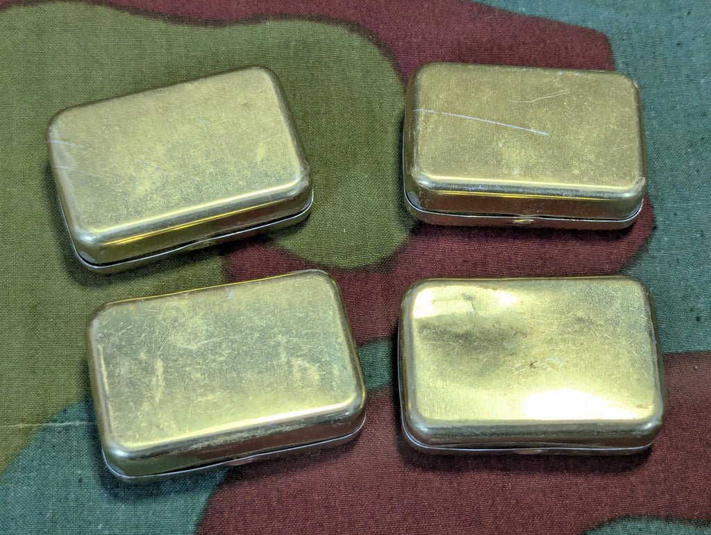 Small Italian Pill Tin — image 5