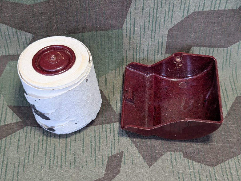 Rollö Bakelite Ink Blotting Paper Dispenser Red — image 5