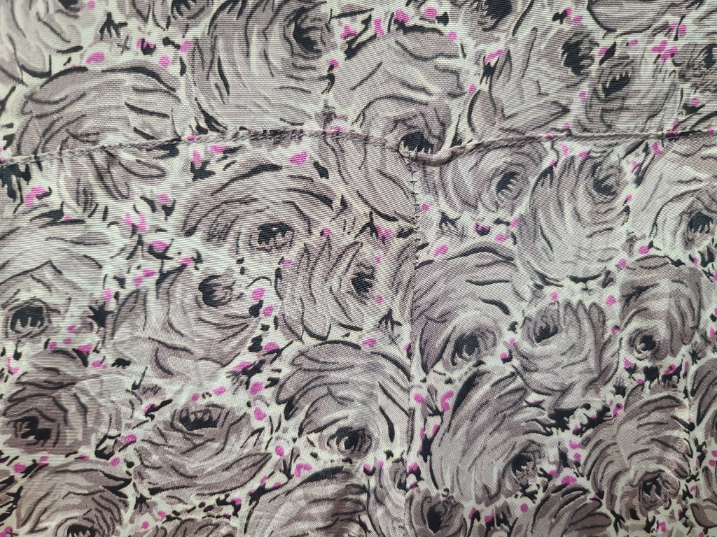 Lavender Rose Print Dress(B-41' W-34' H-42') — image 19