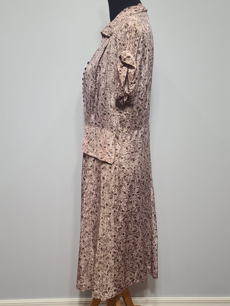 Lavender Rose Print Dress(B-41' W-34' H-42') — image 3