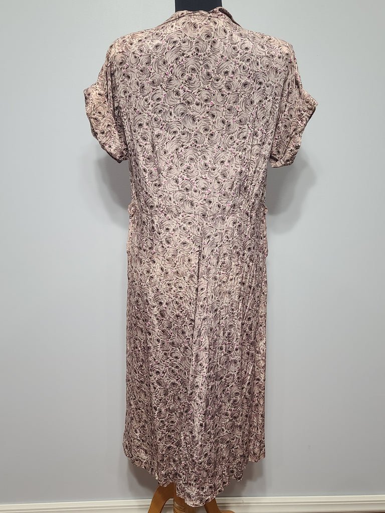 Lavender Rose Print Dress(B-41' W-34' H-42') — image 4