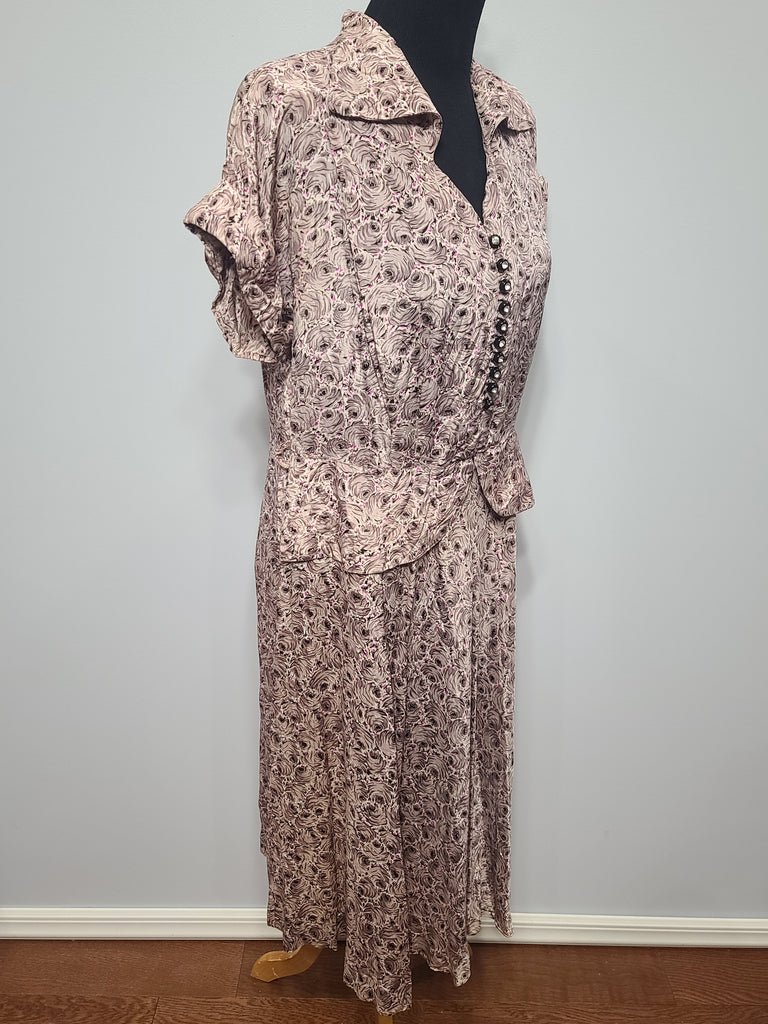 Lavender Rose Print Dress(B-41' W-34' H-42') — image 5