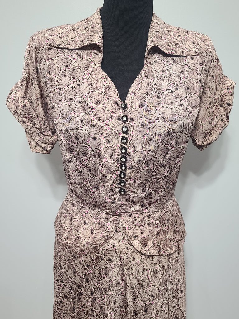 Lavender Rose Print Dress(B-41' W-34' H-42') — image 6