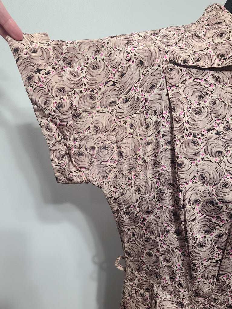 Lavender Rose Print Dress(B-41' W-34' H-42') — image 8