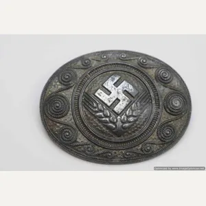 SMGP-678 RAD Womens Rememberance Badge