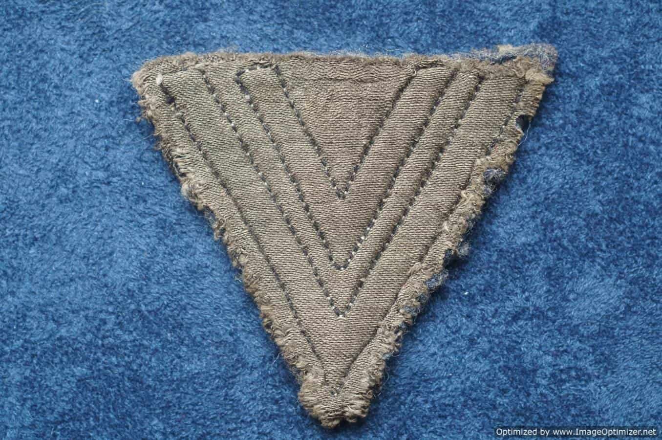 CSMGP-553 Luftwaffe Obergefreiter Chevron tunic cut — image 2