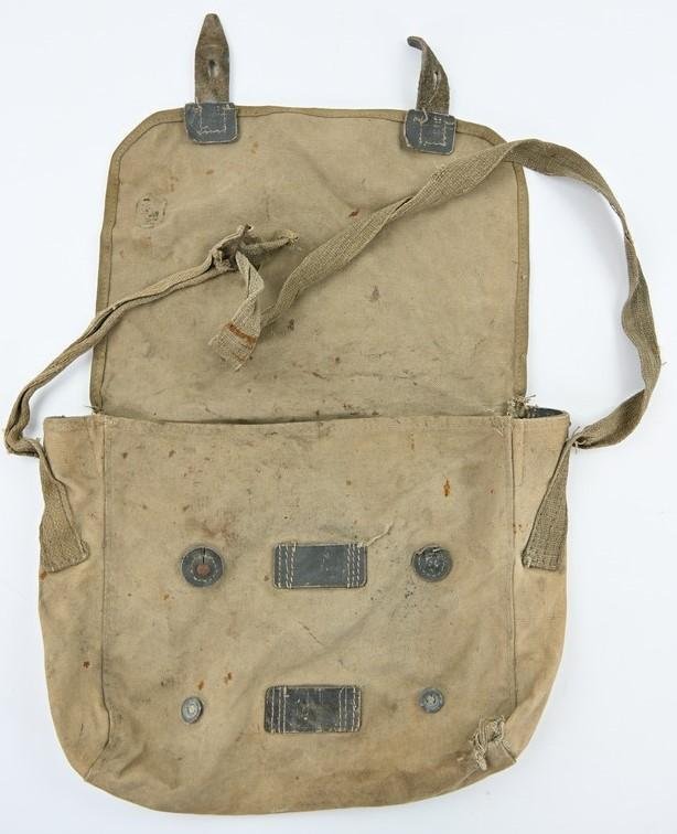 Italian WW2 M33 Gasmask Pouch — image 2