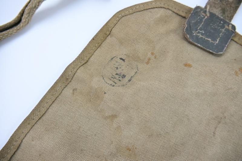 Italian WW2 M33 Gasmask Pouch — image 4