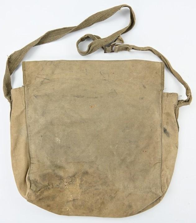 Italian WW2 M33 Gasmask Pouch — image 6