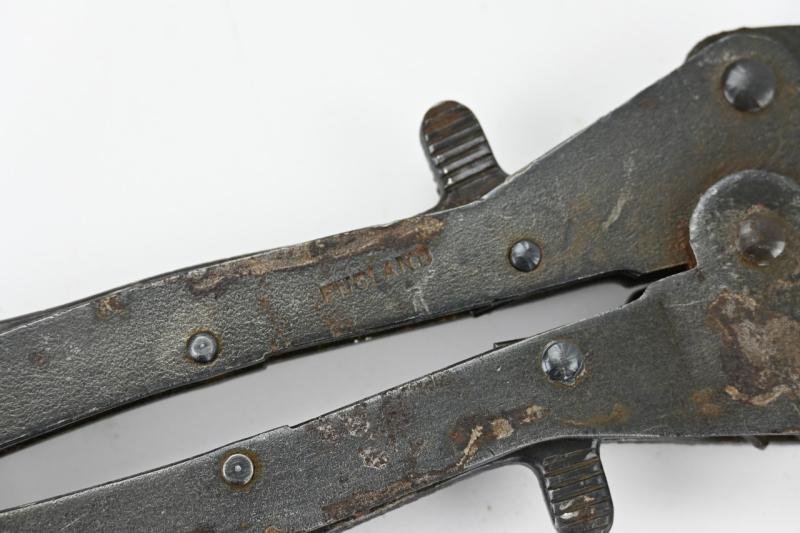 US Army Vietnam M57 Mortar Artillery Canvas Carrying Casewith WW2 folding wire cutter — image 7