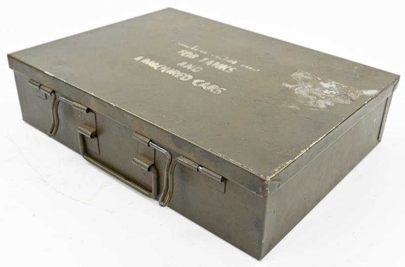Canadian WW2 First Aid Box Tanks & Armored Cars — image 11