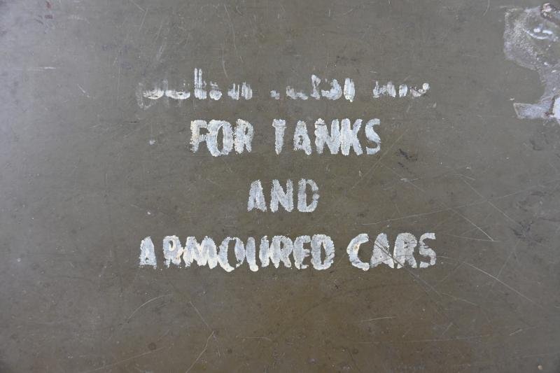 Canadian WW2 First Aid Box Tanks & Armored Cars — image 2