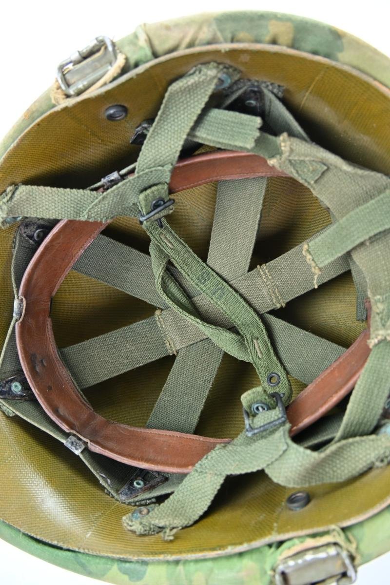 US Vietnam Paratrooper helmet with camouflage cover and liner 1965 — image 14