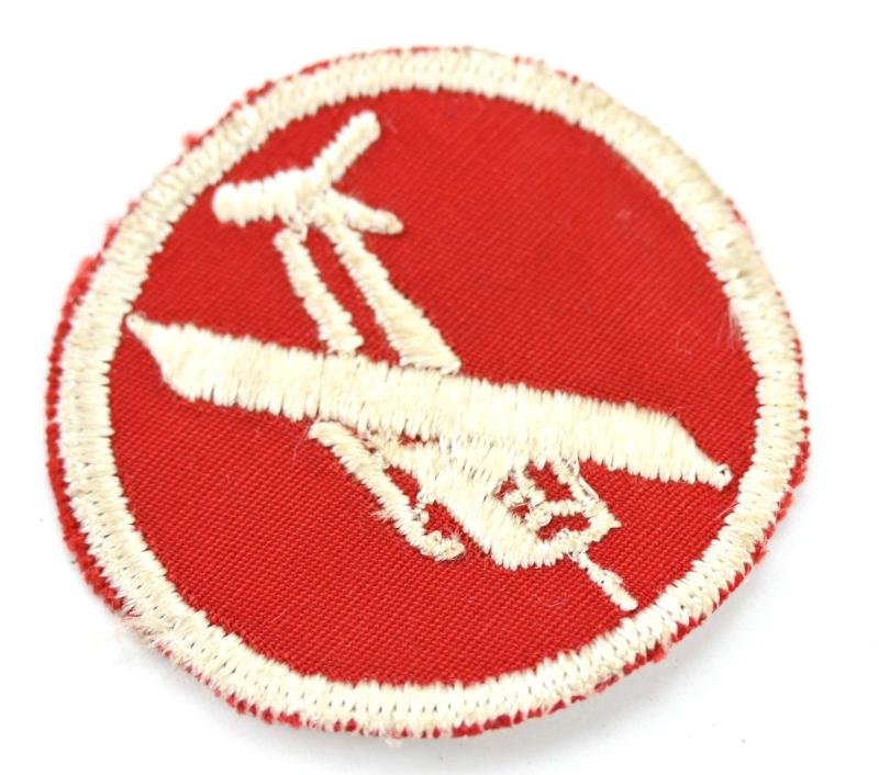 US WW2 Glider Garrison Cap Badge — image 2