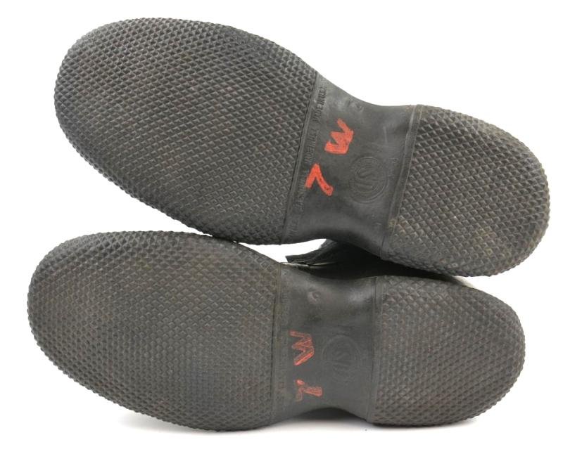 US WW2 Artic Overshoes 1940 — image 3