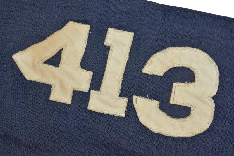 US WW2 Guidon 413th I.R. 104th Infantrie Division 'Timberwolves' — image 3