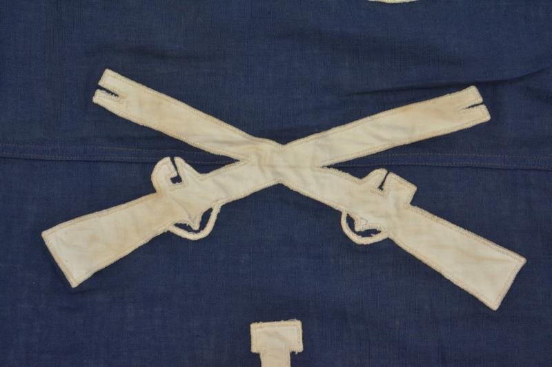 US WW2 Guidon 413th I.R. 104th Infantrie Division 'Timberwolves' — image 5