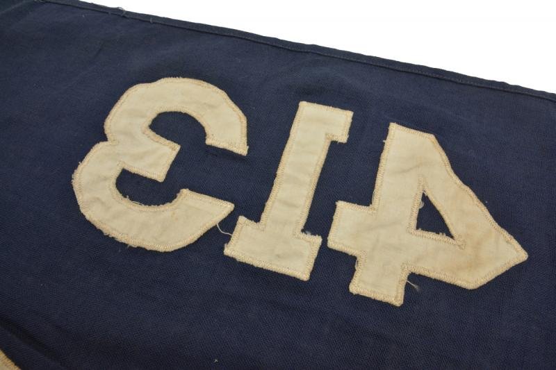 US WW2 Guidon 413th I.R. 104th Infantrie Division 'Timberwolves' — image 9