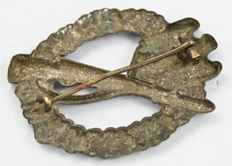 German Infantry Assault Badge in Silver 'Hollowback' — image 4