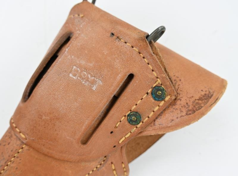 US WW2 M-1911 Pistol Holster 'Boyt42' — image 4
