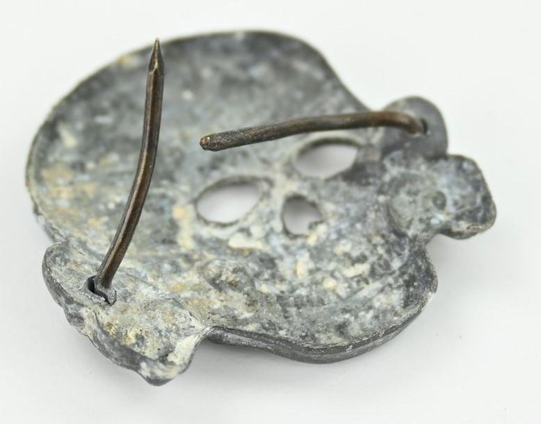 German Waffen-SS Visor Cap Skull 'F. W. Assmann & Söhne' — image 4