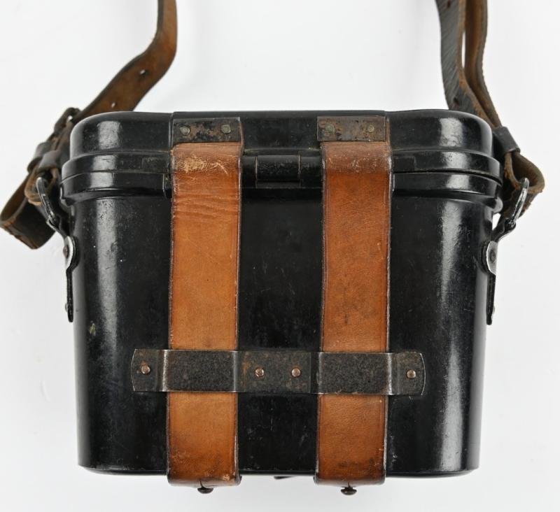 German WH Binocular 6x30 in Carrying Case — image 6