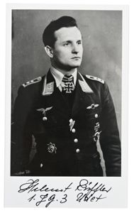 Signature of Luftwaffe KC Recipient 'Helmut Rüffler'