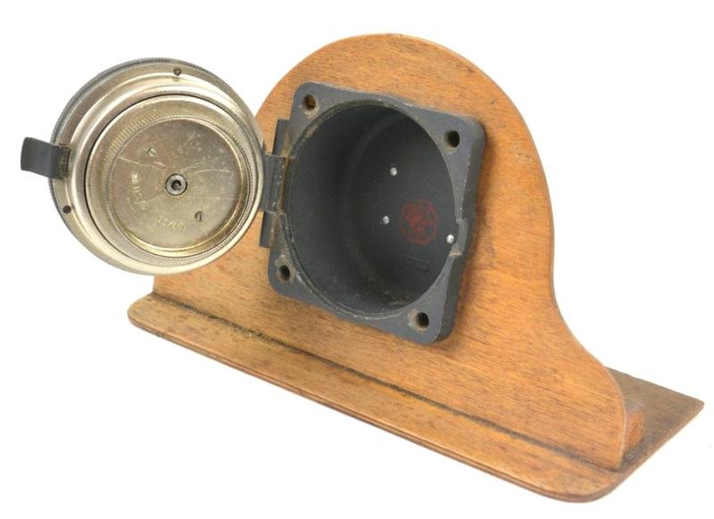 German LW 'Borduhr' Table Decoration — image 7