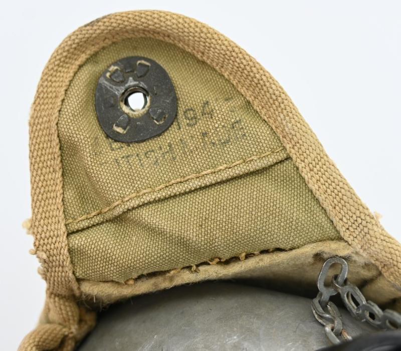 US WW2 M-1942 Canteen British Made — image 6