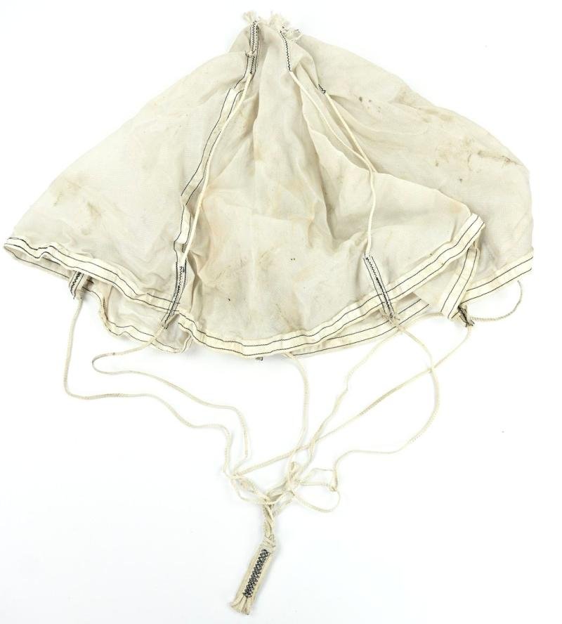 US WW2 Artillery Parachute 80cm — image 4