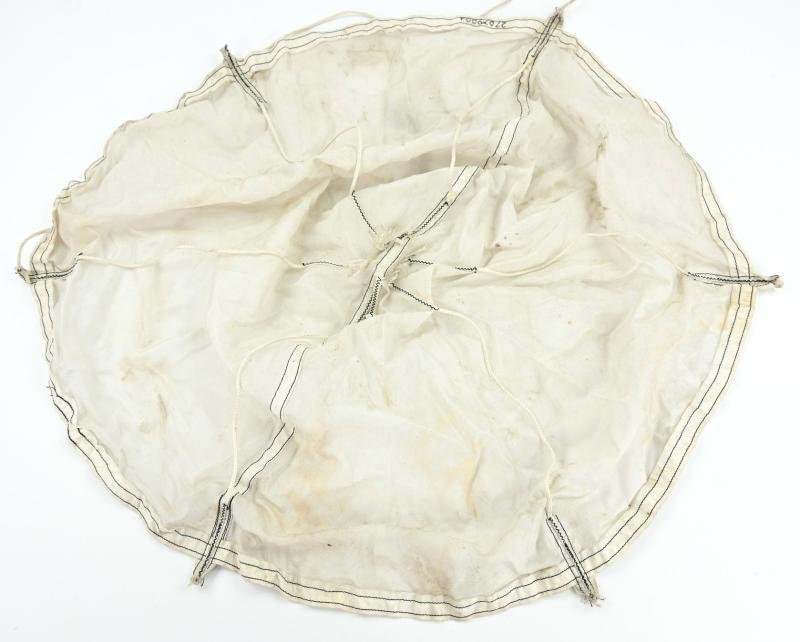 US WW2 Artillery Parachute 80cm — image 6