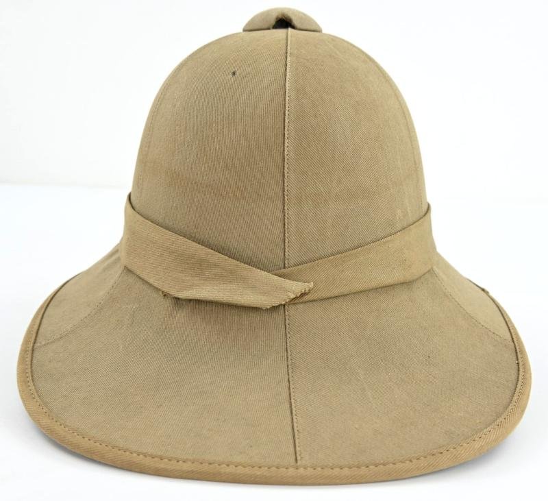 British WW2 Tropical Pithelmet — image 5