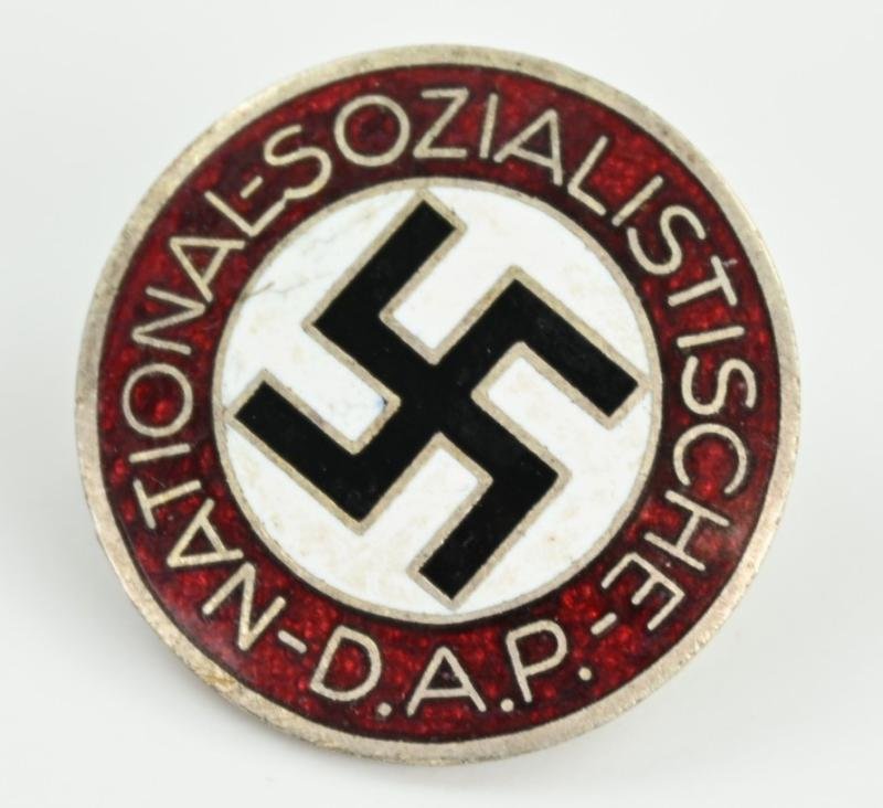 German NSDAP Party Member Badge 'M1/77' — image 2
