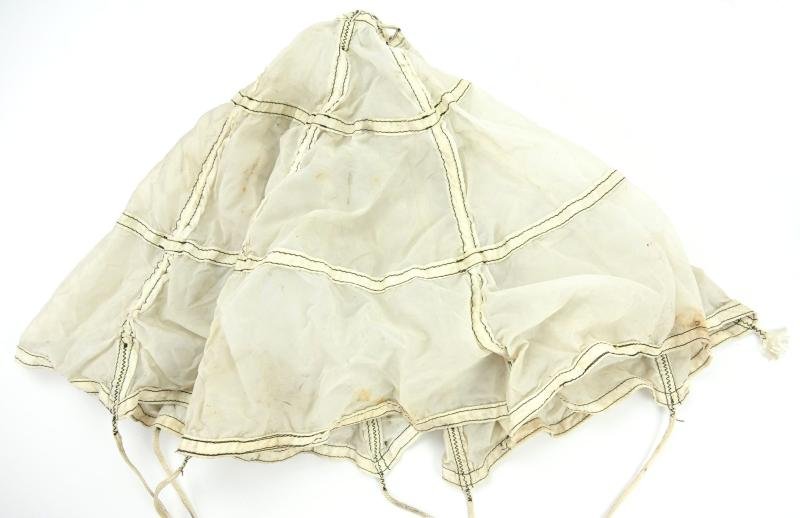 US WW2 Artillery Parachute 80cm — image 2