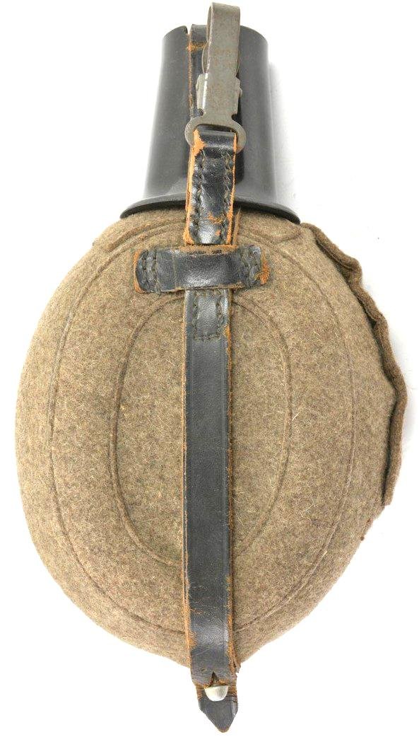 German WH M31 Canteen 1 Liter Version — image 2