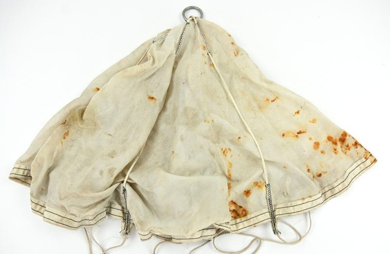 US WW2 Artillery Parachute 66cm — image 2
