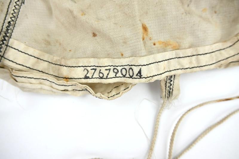 US WW2 Artillery Parachute 66cm — image 5