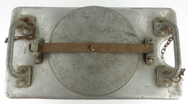 Italian WW2 Large foodcontainer — image 3